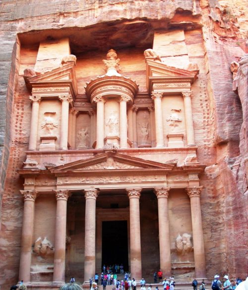 Façana del pemple de Petra